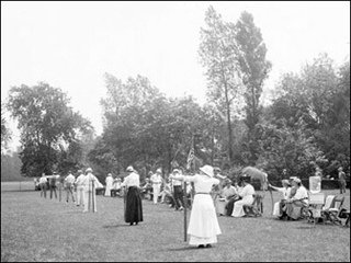 Archers arranged for a meet in 1915.